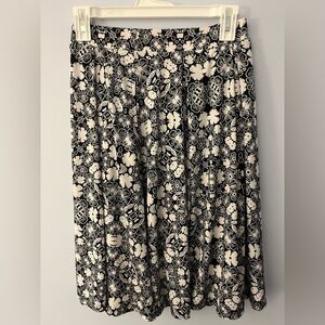 LulaRoe black and white floral midi skirt size xs